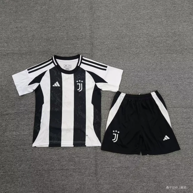 2024-25 Juventus black and white kids kit