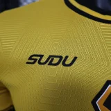 2024-25 Wolve home player version jersey(The player version is more slim fit, it is recommended to buy one size larger)