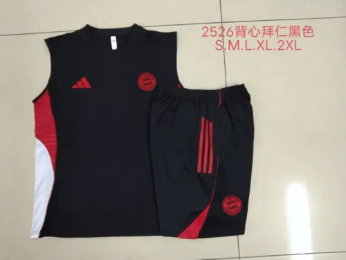 D2557# 2025-26 Bayern Black-Vest Suit