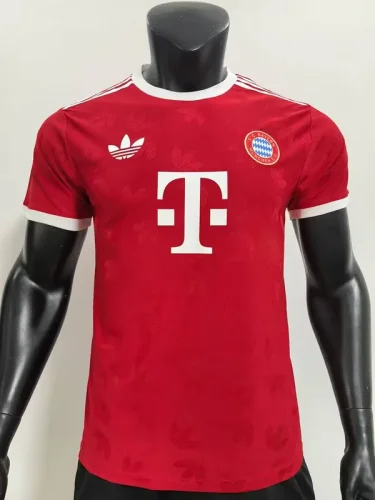 2024-25 Bayern Munich red training jersey player version (The player version is more slim fit, it is recommended to buy one size larger)