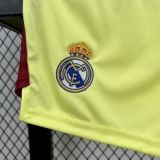 Real Madrid 202526 Yellow Goalkeeper Kids Kit