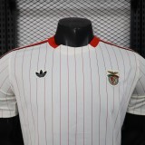 2025-26 Benfica White Retro Model Player Version size (The player version is more slim fit, it is recommended to buy one size larger)