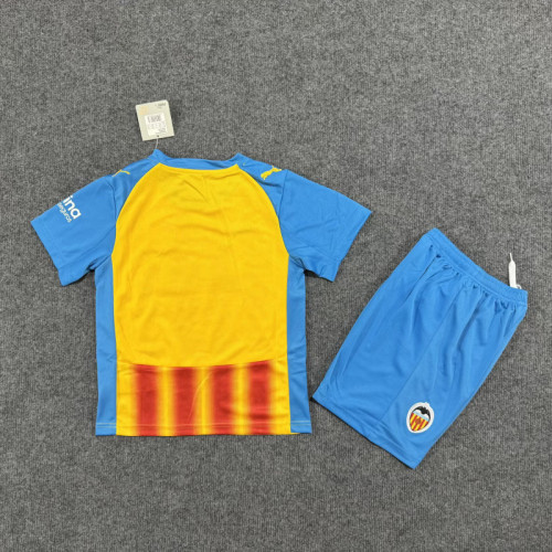 Valencia 2025-26 Third away kids