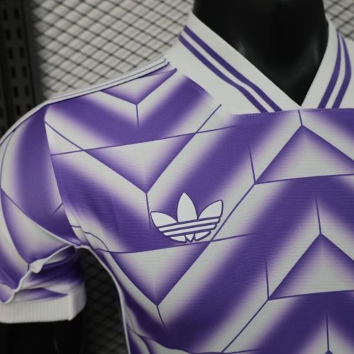 Real Madrid 2025-26 Purple Player Edition Jersey(The player version is more slim fit, it is recommended to buy one size larger)