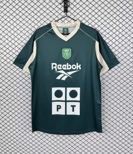 Retro Sporting Lisbon 2000-01 green training jersey
