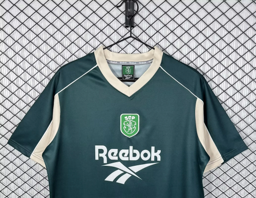 Retro Sporting Lisbon 2000-01 green training jersey