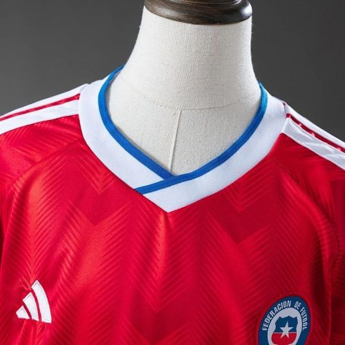 Chile 2026 World Cup home kids soccer jersey