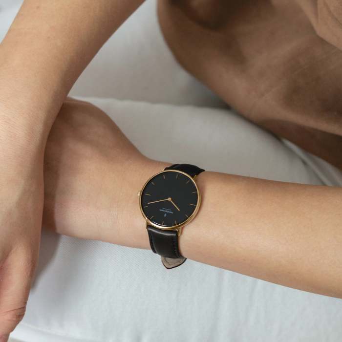 Native | Black Dial - Black Leather