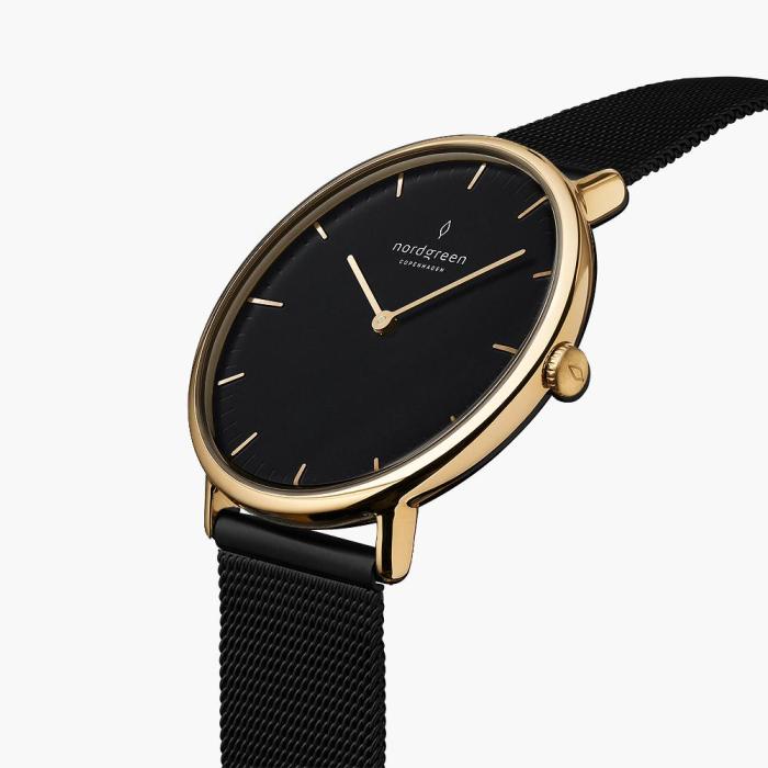 Native | Black Dial - Black Mesh