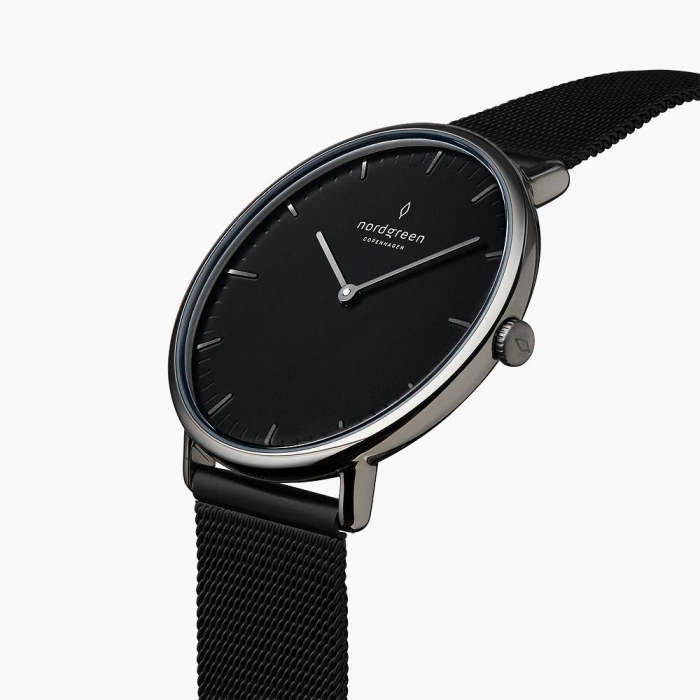 Native | Black Dial - Black Mesh