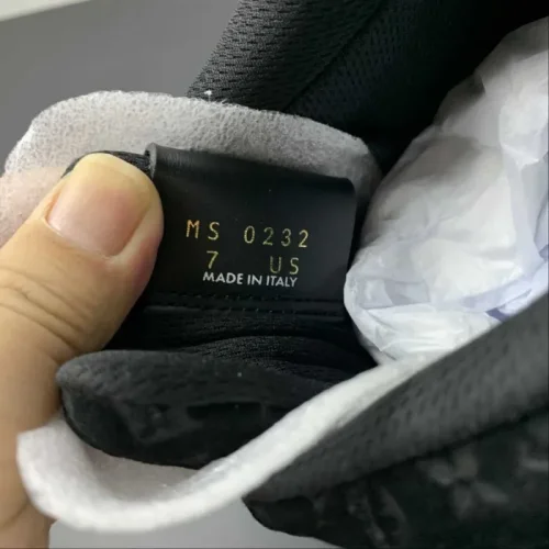 Air Force 1 L-V Low Black MS 0232