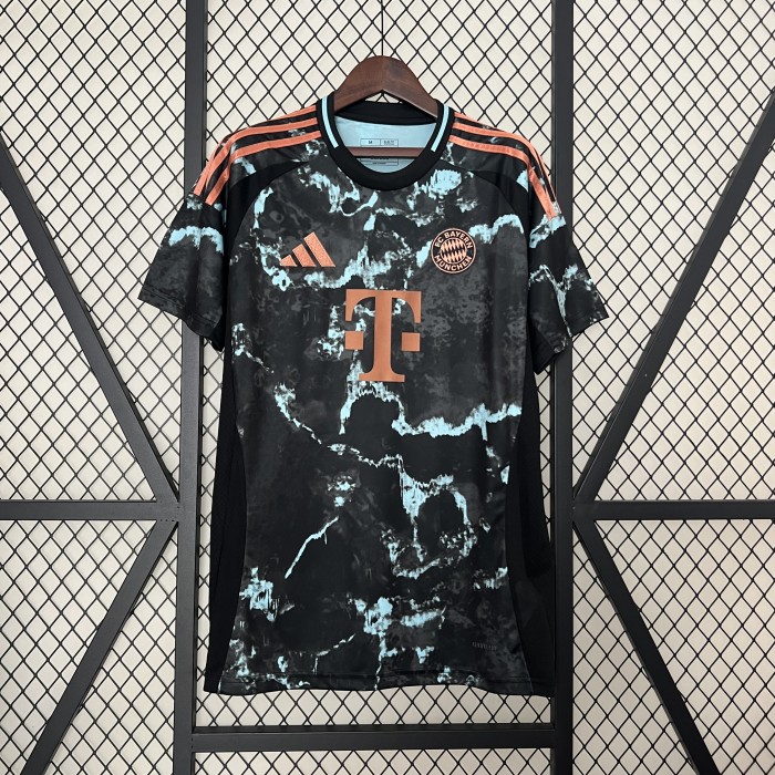 Bayern Munich Away Man Jersey 24/25