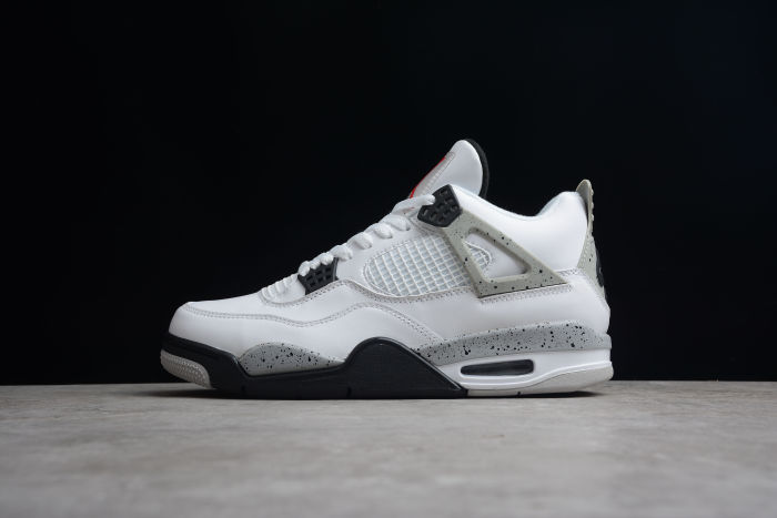 Air Jordan 4 SE “University Blue” 840606-192