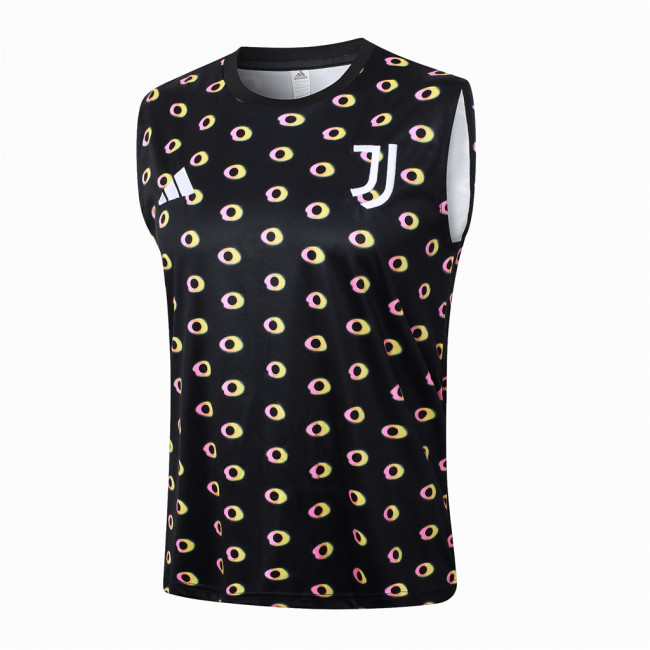 Juventus Training Jersey 24/25
