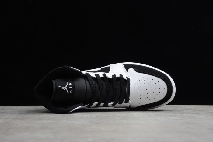Air Jordan 1 Retro Mid Tuxedo Black White 554724-113