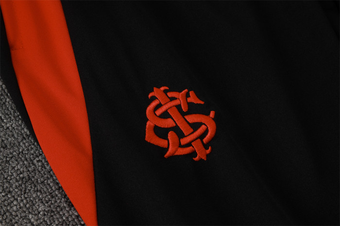 Internacional  Training Pants 24/25