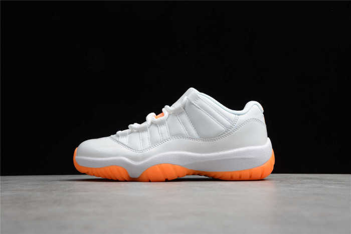 Air Jordan 11 WMNS “Metallic Silver” AR0715-100