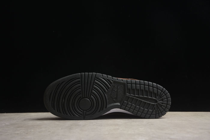 Dunk Low Airbrush Swoosh FD6923-001