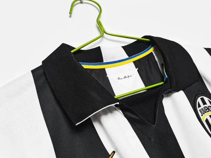 Juventus Home Retro Jersey 2014/15