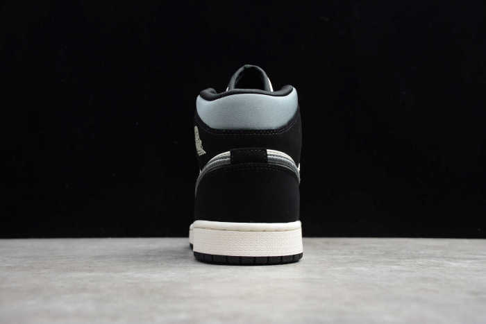 Air Jordan 1 Mid Premium Winterized Black Grey 852542-001