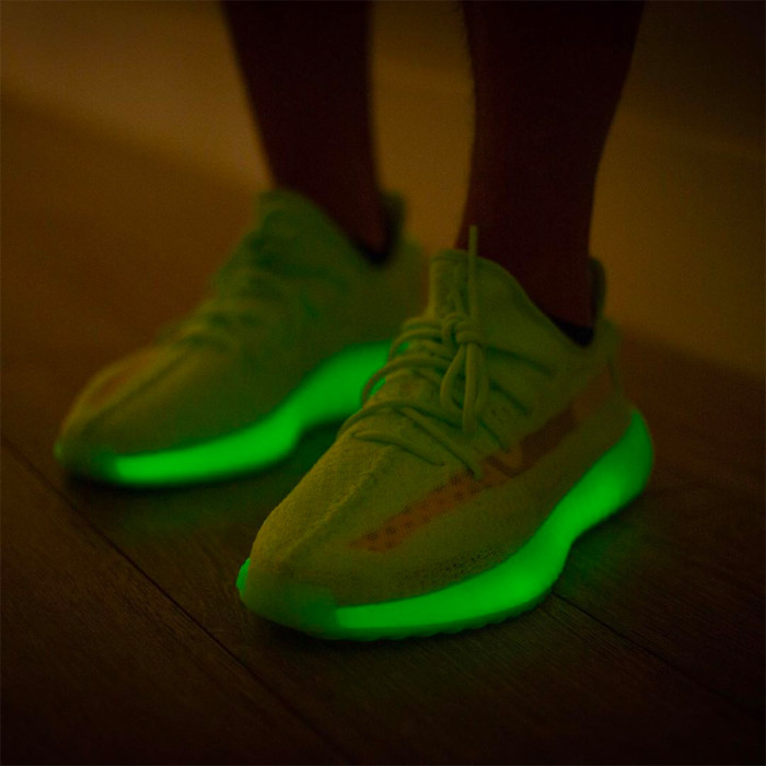 Yeezy Boost 350 V2 “GID” EG5293