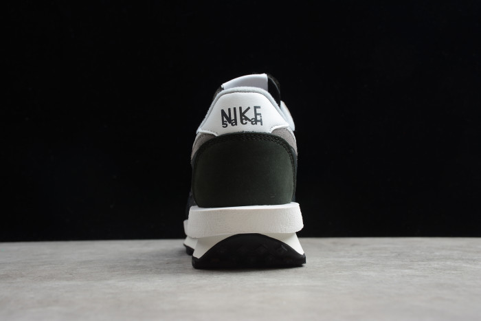 Sacai x Nike LD Waffle Black - BV0073 001