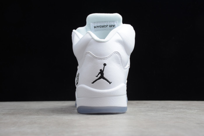 Air Jordan 5 Retro Metallic White (2015) 136027-130