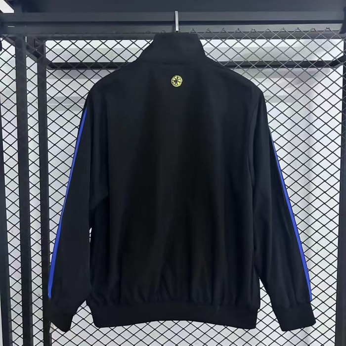 Manchester United Training Windbreaker 2025