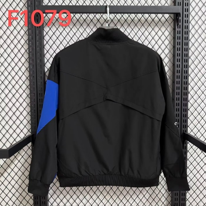 Chelsea Training Windbreaker 2025