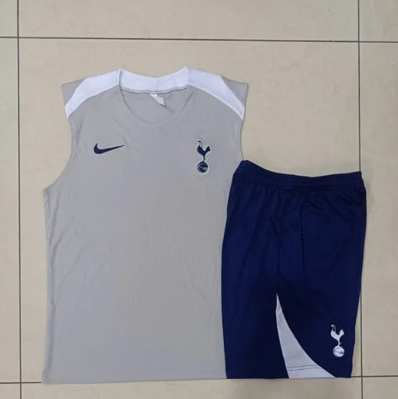 Tottenham Hotspur Training Jersey 25/26