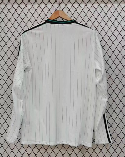 Liverpool Icons Long Sleeve Man Jersey 25/26