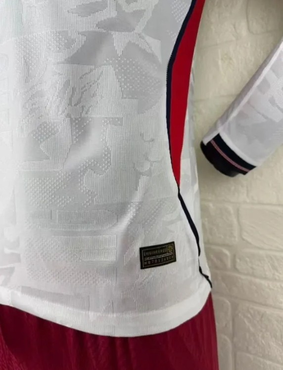 England 2026 World Cup Home Player Long Sleeve Man Jersey