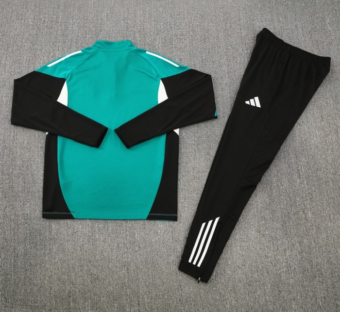 Liverpool Kids Training Suit 25/26