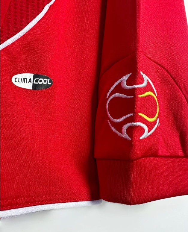 Liverpool Home Retro long sleeve Jersey 06/08