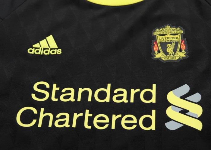 Liverpool Away Retro Kids Suit 2010/11
