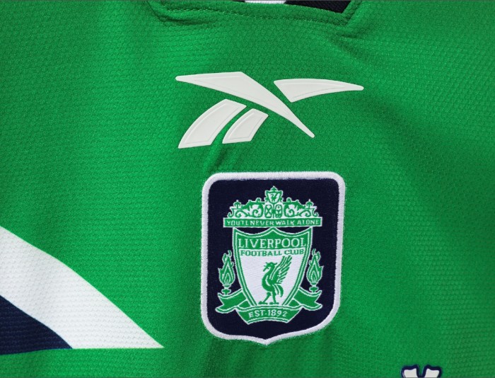 Liverpool Away Retro Jersey 1999/00
