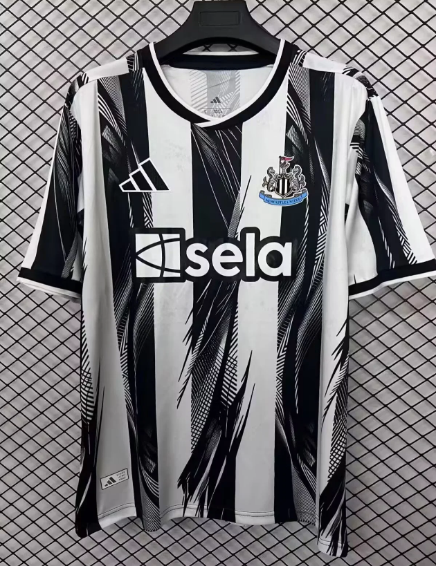 Newcastle United Man Jersey 25/26