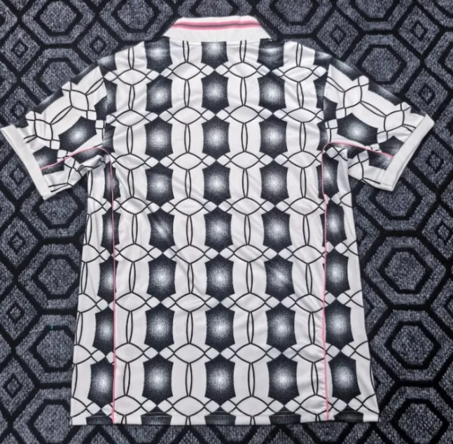 Juventus Lifestyle Retro Jersey 25/26
