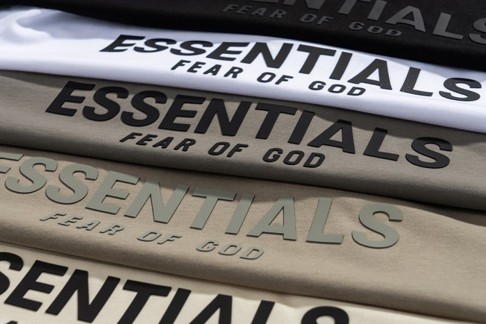 ESSENTIALS letter back stereo silicone short-sleeved T-shirt, black, white, beige, charcoal ash, 4 colors, S-XL.