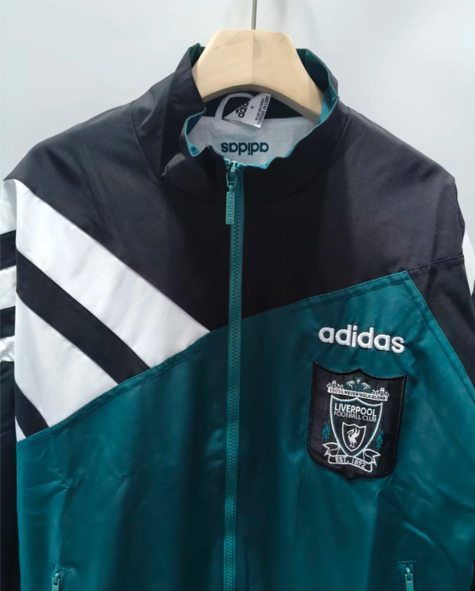 Liverpool 95-96 retro Training Windbreaker