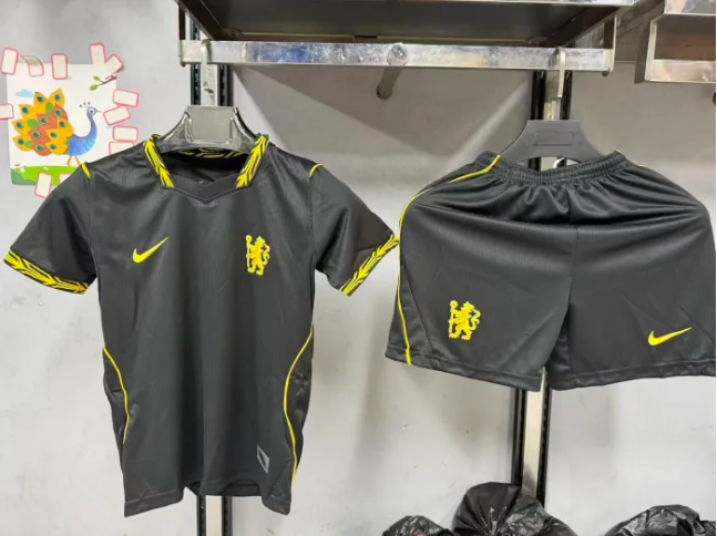 Chelsea Away Kids Suit 26/27