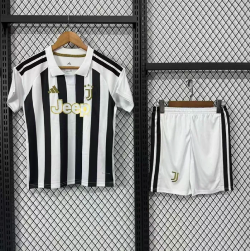 Juventus Home Kids Suit & Socks 26/27