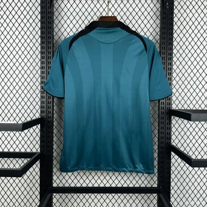 Liverpool Third Retro Jersey 2008/09
