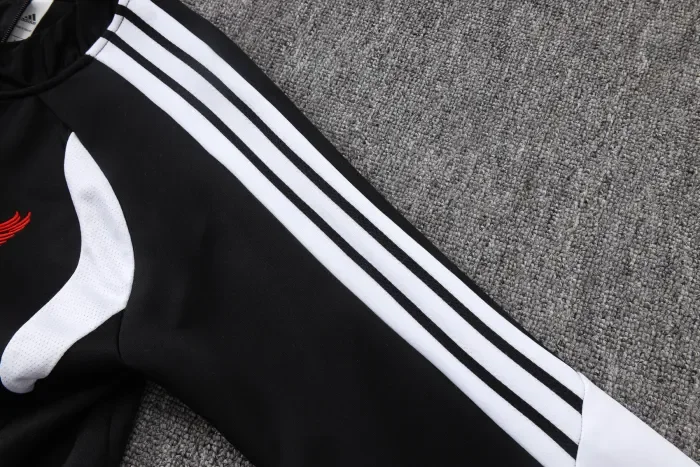 Liverpool Training Short sleeve Suit 26/27