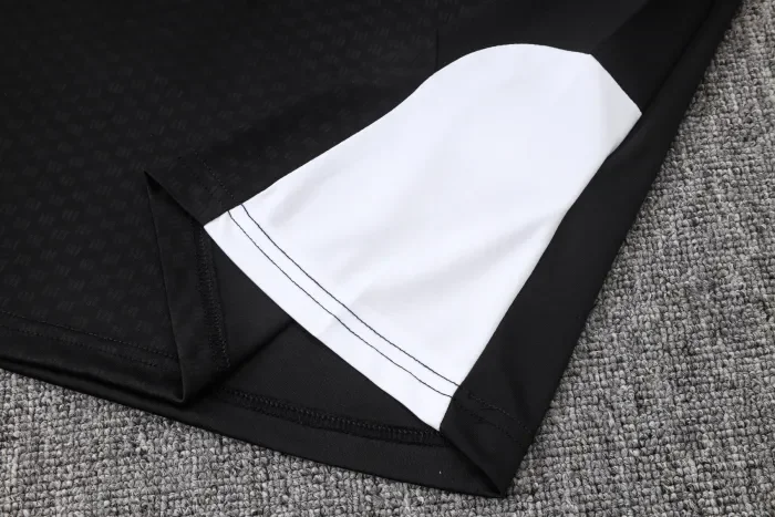 Liverpool Training Short sleeve Suit 26/27
