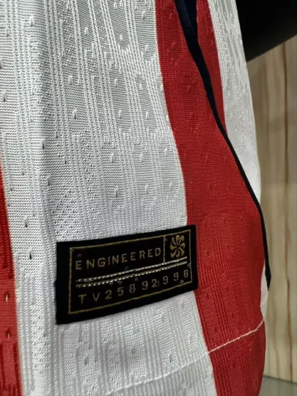 Chivas Guadalajara Home Man Player Jersey 26/27