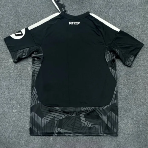 Real Madrid Goalkeeper Men Jersey 26/27