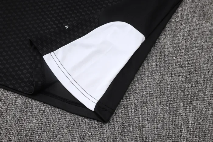 Liverpool Training Jersey 26/27