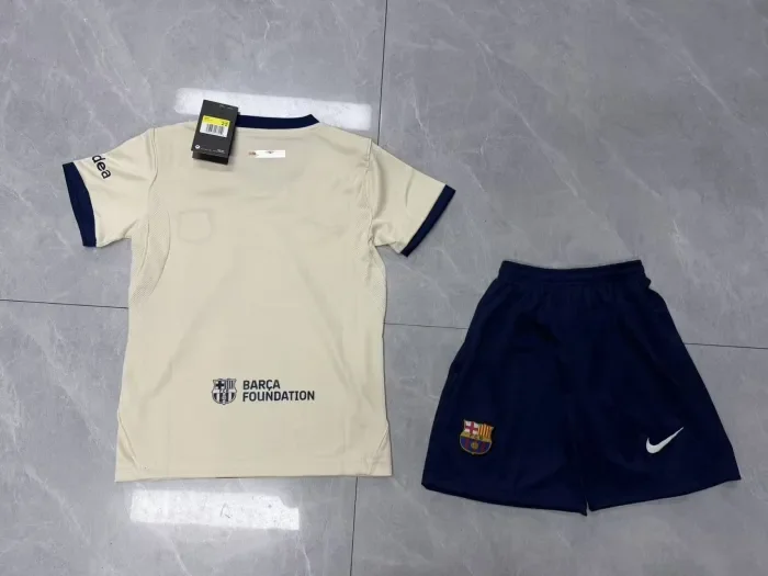 Barcelona Fourth Kids Suit 26/27