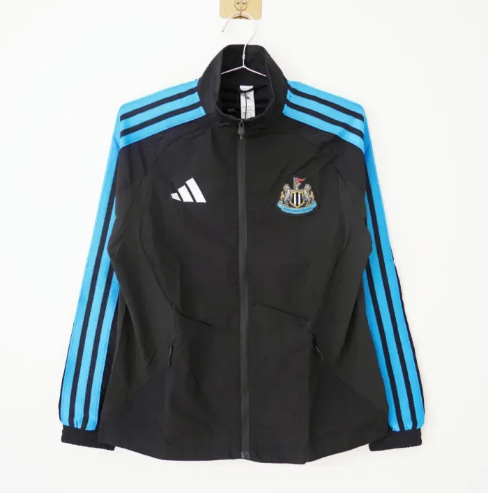 Newcastle United Training Windbreaker 2026